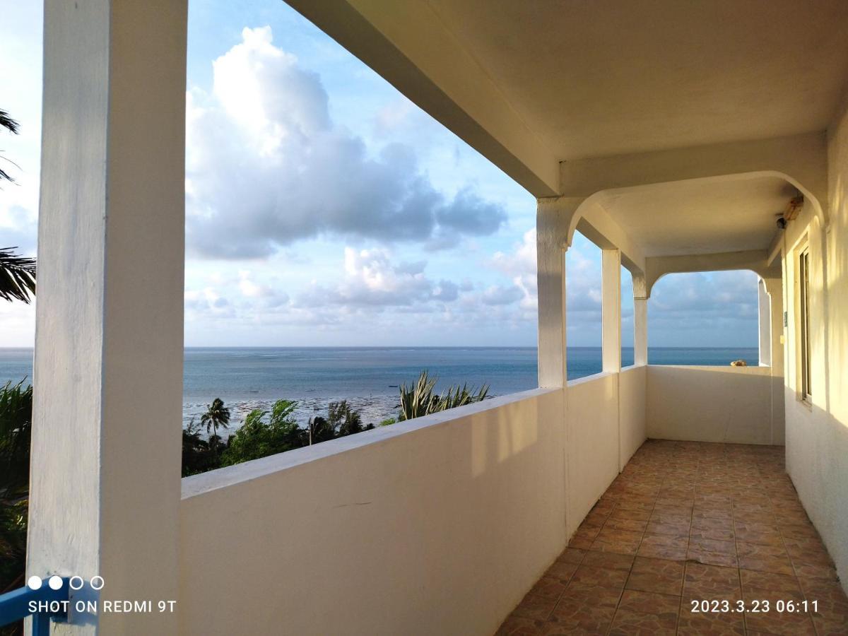 La Terrasse Hotel Port South East Exterior foto